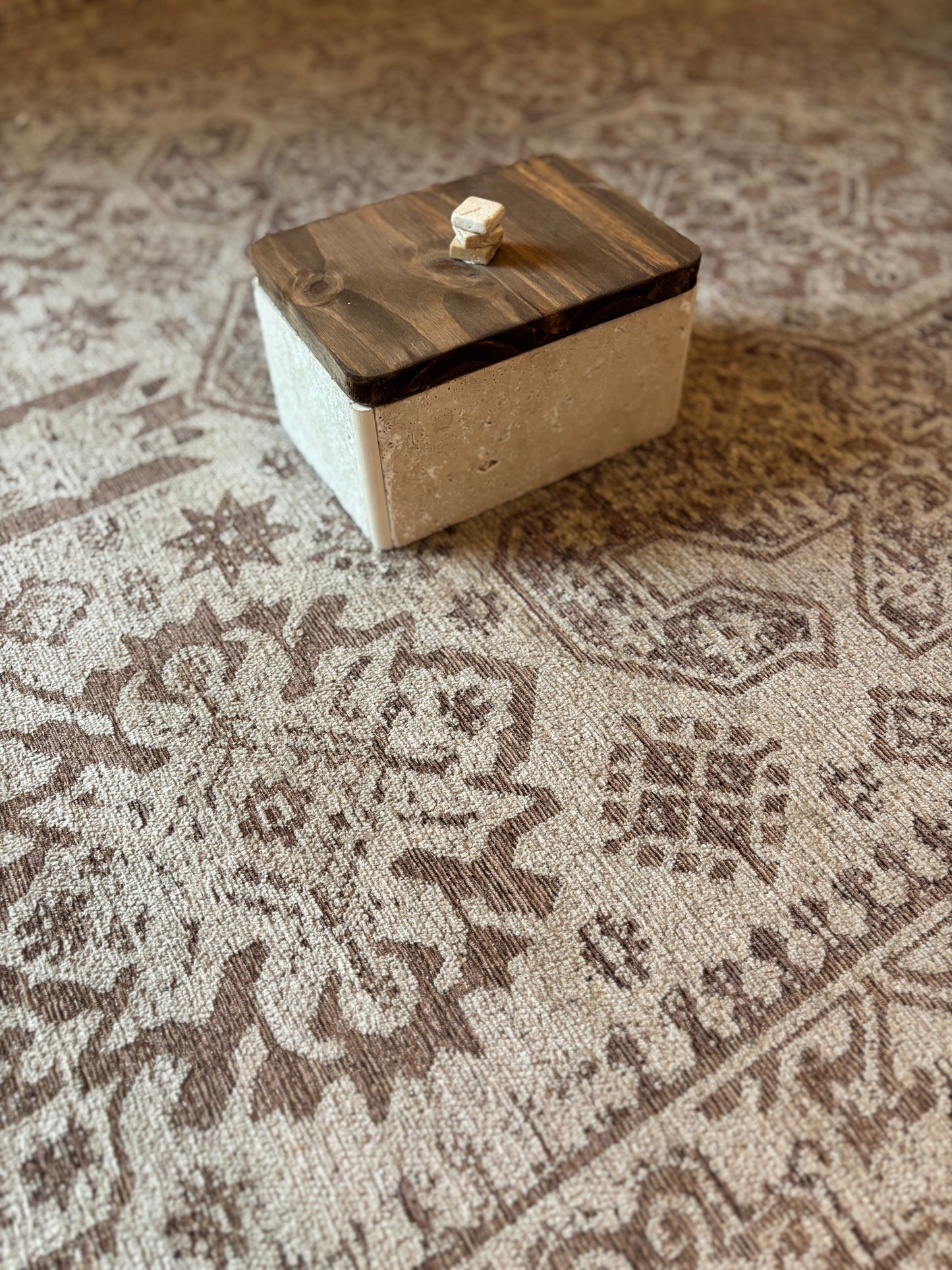 Boîte en travertin (intermédiaire)